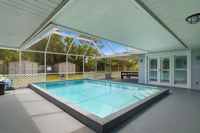 6901 17TH LANE N, St Petersburg, FL 33702