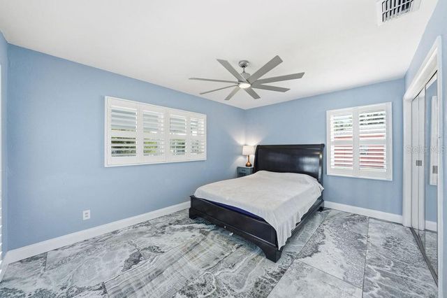 6901 17TH LANE N, St Petersburg, FL 33702