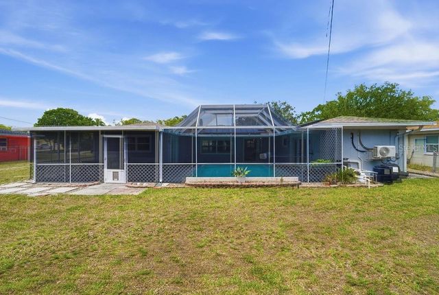 6901 17TH LANE N, St Petersburg, FL 33702