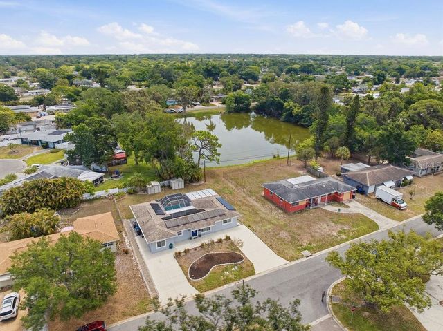 6901 17TH LANE N, St Petersburg, FL 33702