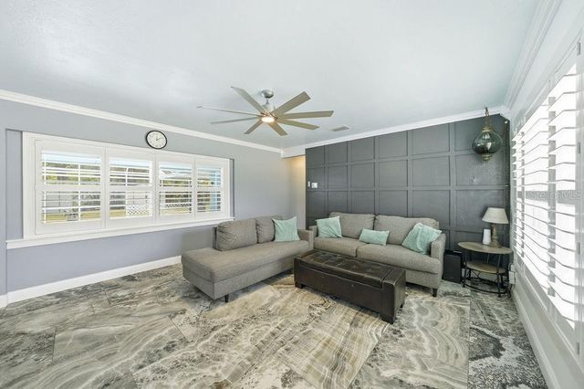 6901 17TH LANE N, St Petersburg, FL 33702