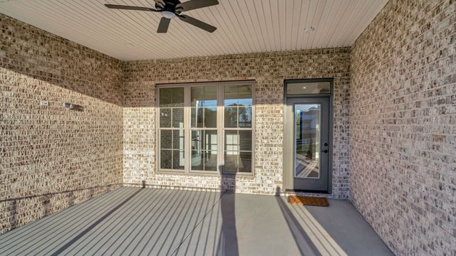 110 Cascade Dr, Winchester, TN 37398