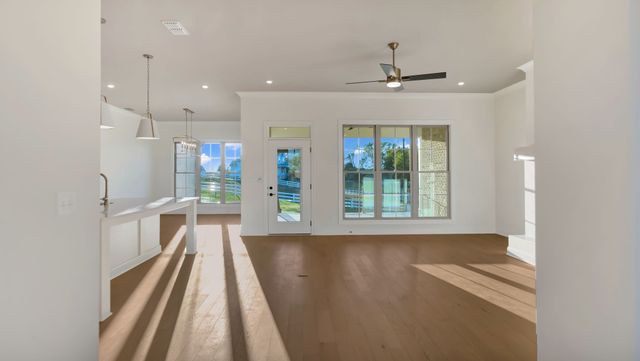 110 Cascade Dr, Winchester, TN 37398