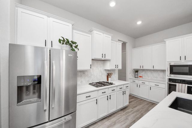 21323 Oakley Claremont Court, Magnolia, TX 77355