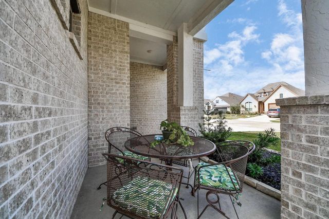 21323 Oakley Claremont Court, Magnolia, TX 77355