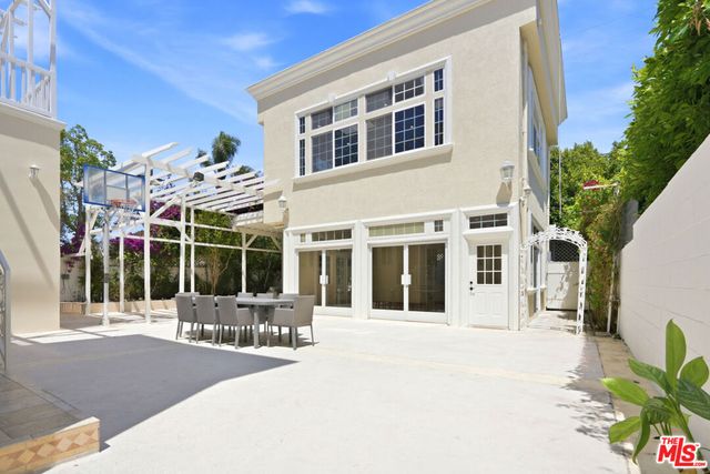 1510 Cardiff Avenue, Los Angeles, CA 90035