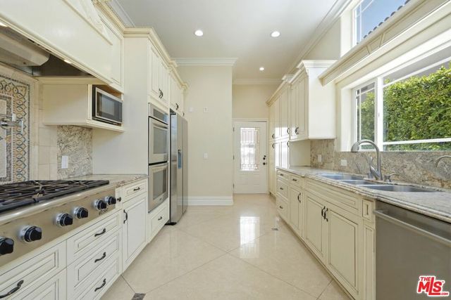 1510 Cardiff Avenue, Los Angeles, CA 90035