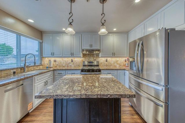 1123 Cabot Way, Salinas, CA 93906