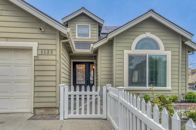 1123 Cabot Way, Salinas, CA 93906