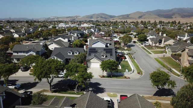 1123 Cabot Way, Salinas, CA 93906