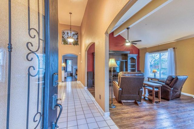 1123 Cabot Way, Salinas, CA 93906