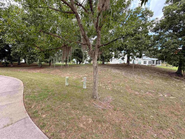 322 Lagrange Rd., Georgetown, SC 29440