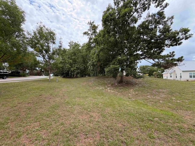 322 Lagrange Rd., Georgetown, SC 29440
