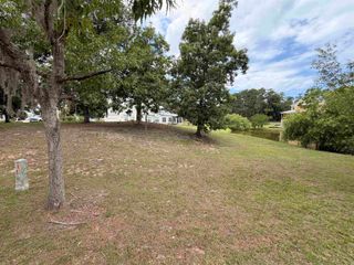 322 Lagrange Rd., Georgetown, SC 29440