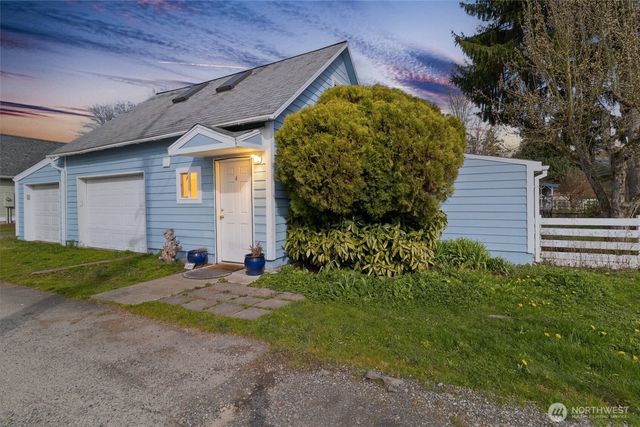 1333 Harrison Avenue, Blaine, WA 98230