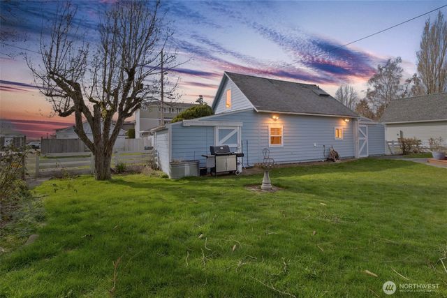 1333 Harrison Avenue, Blaine, WA 98230