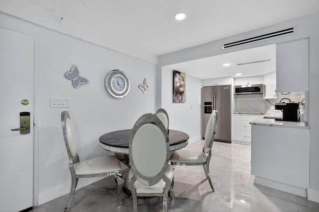 5225 Collins Avenue 1408, Miami Beach, FL 33140