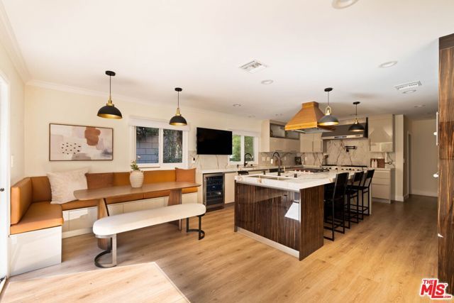 2103 N Hobart Boulevard, Los Angeles, CA 90027