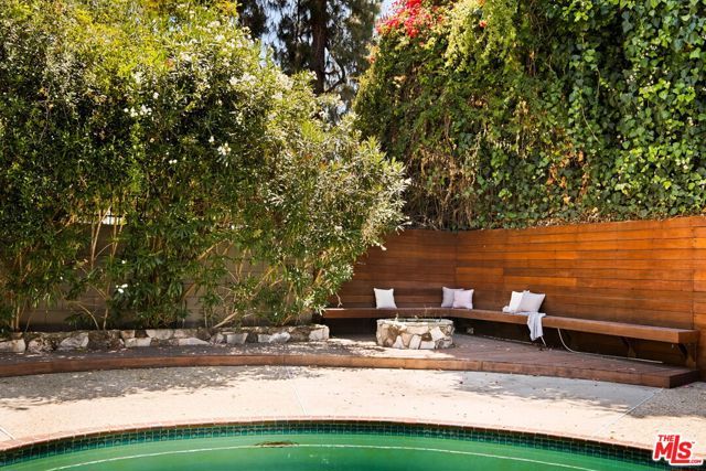 2103 N Hobart Boulevard, Los Angeles, CA 90027