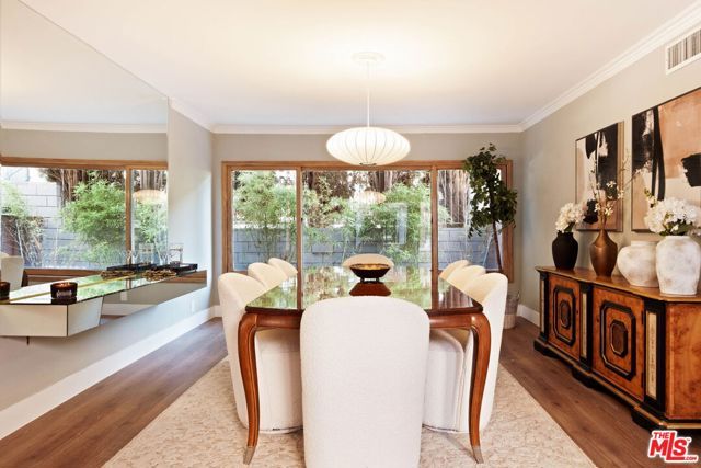 2103 N Hobart Boulevard, Los Angeles, CA 90027