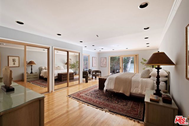 2103 N Hobart Boulevard, Los Angeles, CA 90027