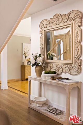 2103 N Hobart Boulevard, Los Angeles, CA 90027