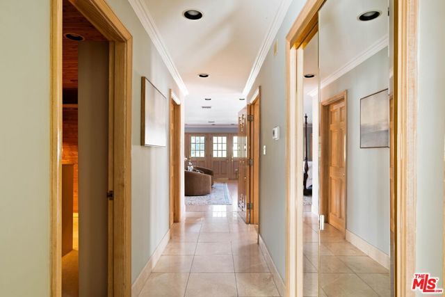 2103 N Hobart Boulevard, Los Angeles, CA 90027