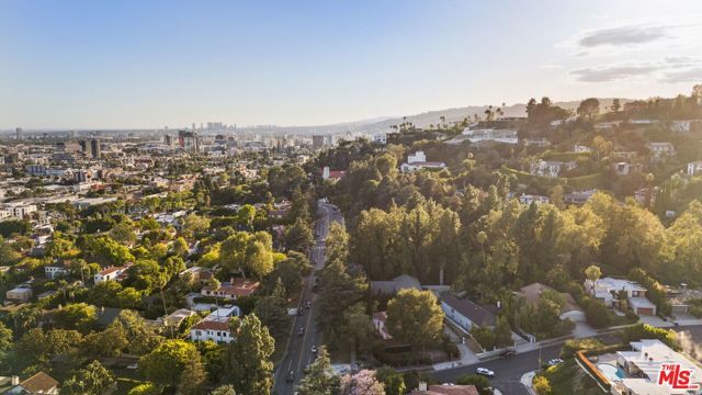 2103 N Hobart Boulevard, Los Angeles, CA 90027
