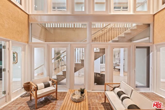 2103 N Hobart Boulevard, Los Angeles, CA 90027