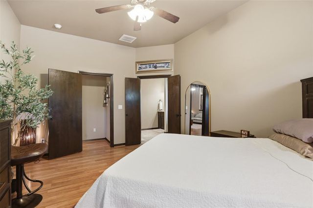 12800 Mackenzie Street, Choctaw, OK 73020