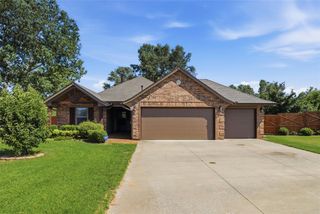 12800 Mackenzie Street, Choctaw, OK 73020