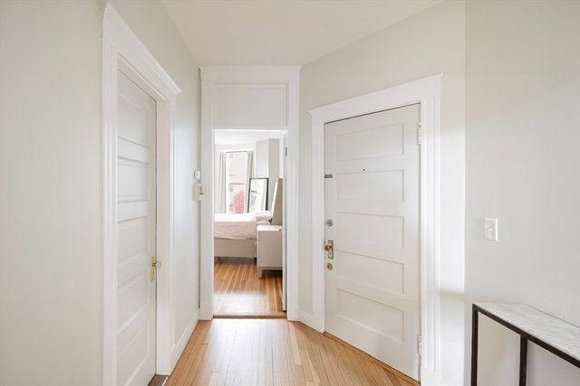 40 Orkney Rd 1, Boston, MA 02135