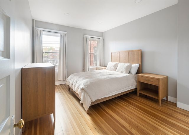 40 Orkney Rd 1, Boston, MA 02135