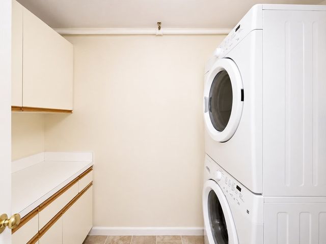 200 Market St 204, Lowell, MA 01852