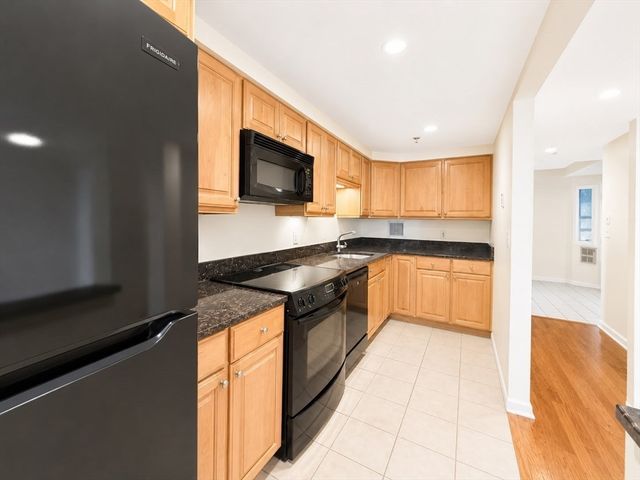 200 Market St 204, Lowell, MA 01852