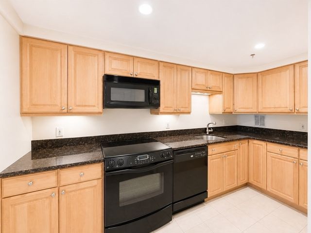 200 Market St 204, Lowell, MA 01852