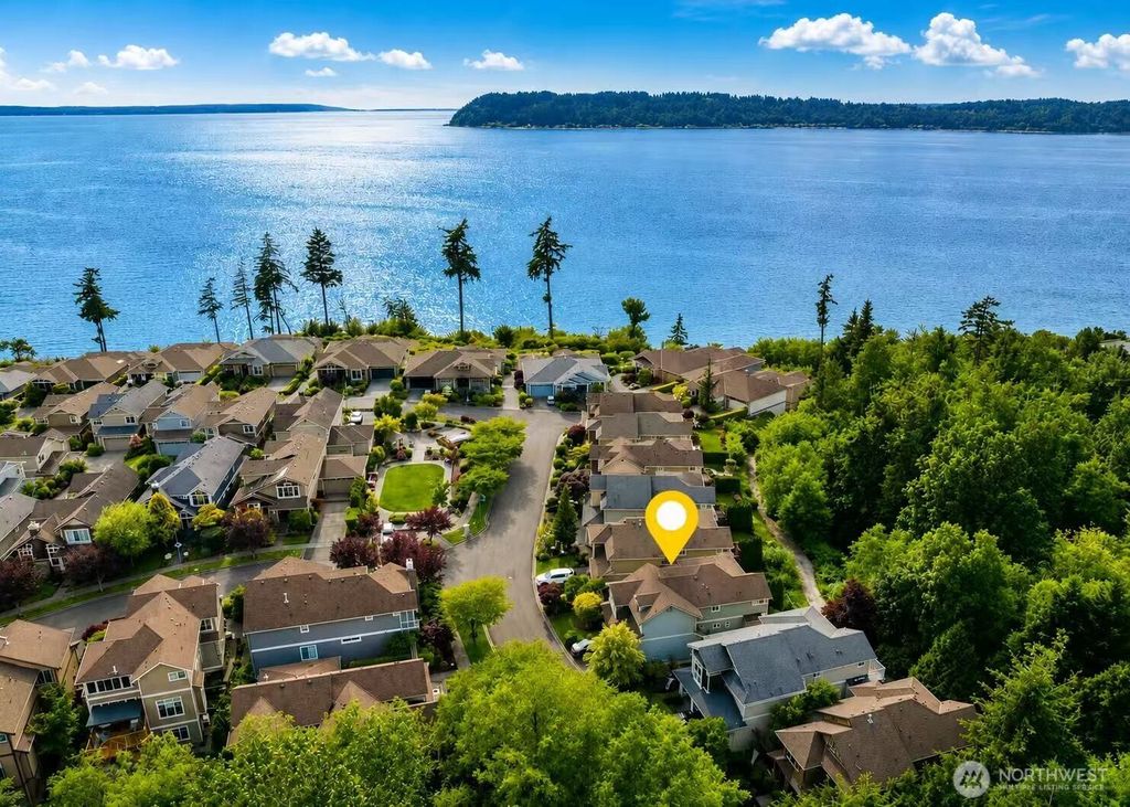 6611 Waterton Circle, Mukilteo, WA 98275