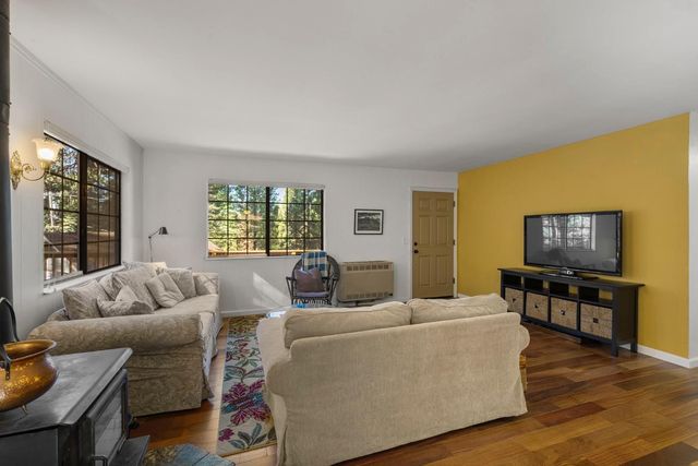 1109 Wawona Way, Arnold, CA 95223