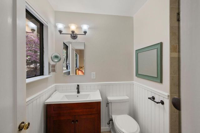 1109 Wawona Way, Arnold, CA 95223