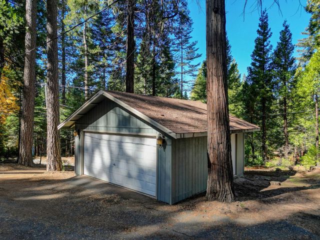 1109 Wawona Way, Arnold, CA 95223