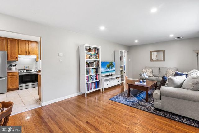 217 CHESTNUT, Newtown Square, PA 19073
