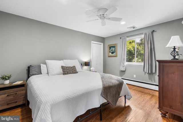 217 CHESTNUT, Newtown Square, PA 19073