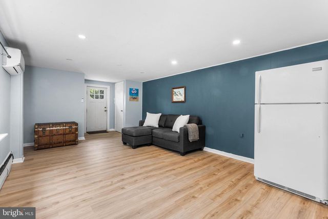 217 CHESTNUT, Newtown Square, PA 19073
