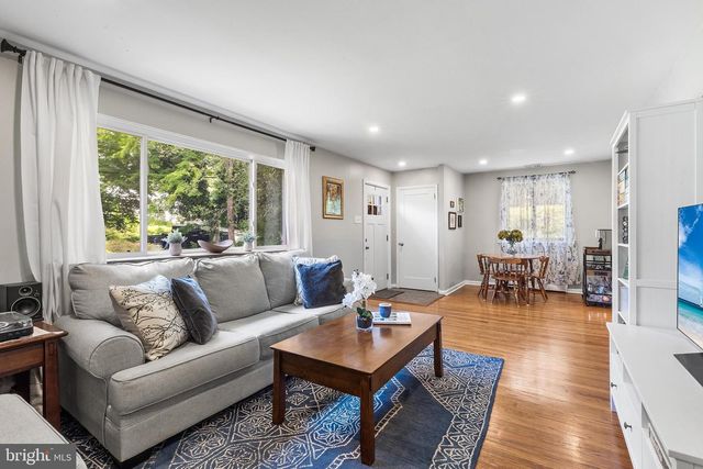 217 CHESTNUT, Newtown Square, PA 19073