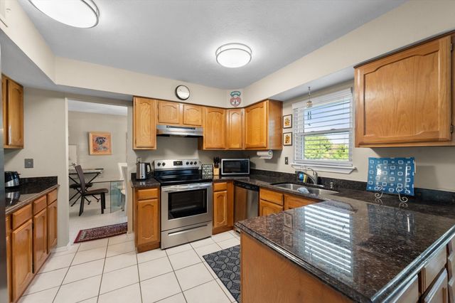 2215 Villanova Street, Arlington, TX 76018