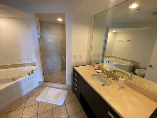 18201 Collins Avenue 708, Sunny Isles Beach, FL 33160