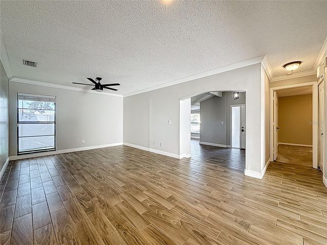 5108 RAVENSDALE WAY, Tampa, FL 33624