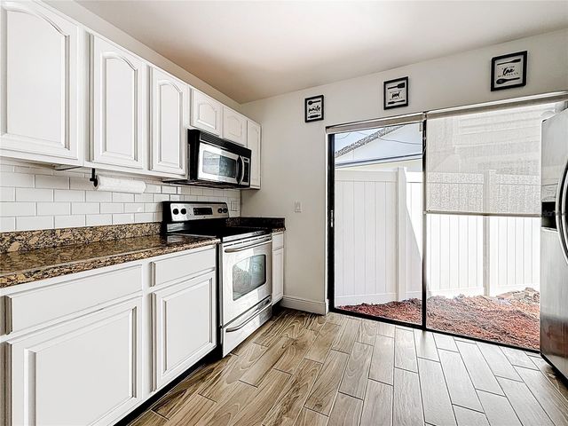 5108 RAVENSDALE WAY, Tampa, FL 33624