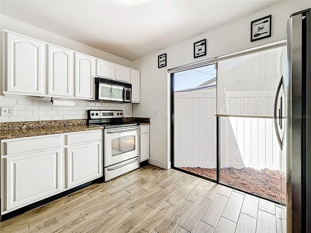 5108 RAVENSDALE WAY, Tampa, FL 33624