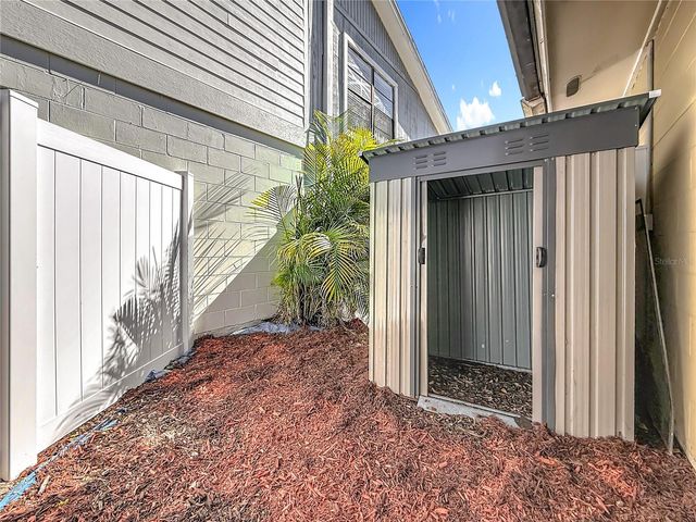 5108 RAVENSDALE WAY, Tampa, FL 33624